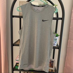 Nike Pro Men's Dri-FIT Slim Fit Sleeveless Training Top - Gray